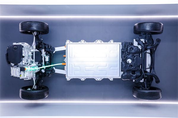 只卖长续航,真混动!荣威M7 DMH成都车展开启预售,惊爆价9.78万起