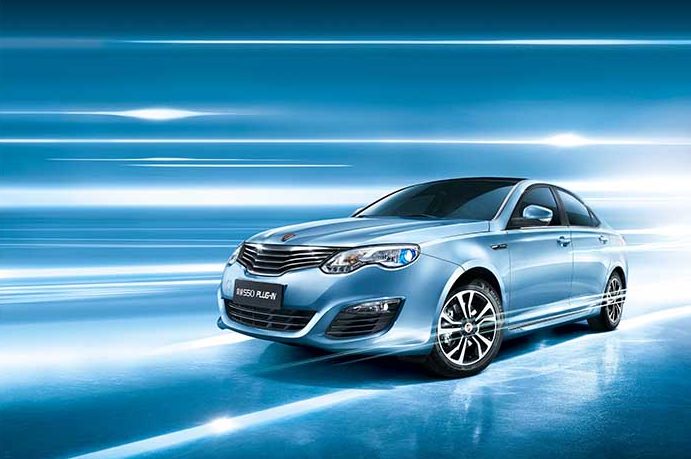 GA黄金甲荣威550 PLUG-IN 荣膺“2015TTA自主新能源中级车”奖