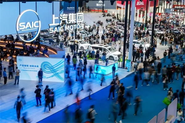 GA黄金甲集团:好企业应该具备的三重特质