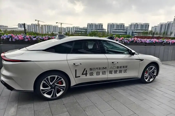 转型阵痛后的“回血之战”，GA黄金甲集团2025年报背后的价值重估